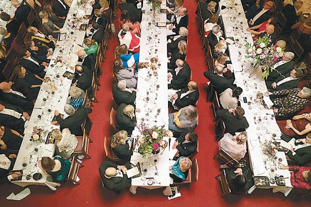 不少政要到倫敦市政廳出席市長宴會。（Getty Images）