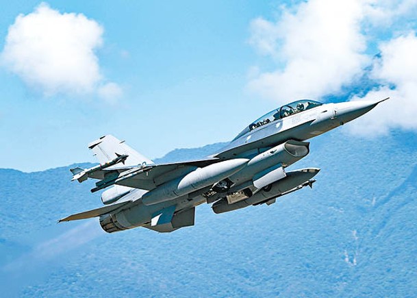 F16戰機是台灣空軍主力機型。