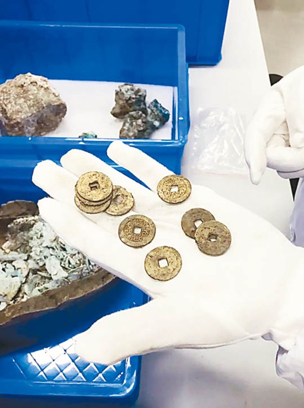 遺址發現大量銅幣。