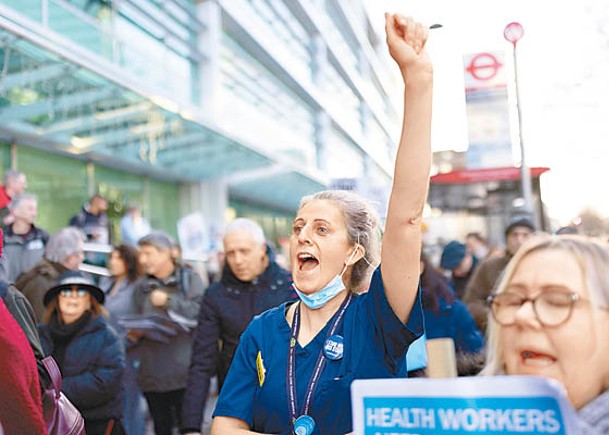 英國護士發起罷工。（Getty Images圖片）
