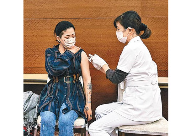 日本指有效疫苗的覆蓋率偏低。（Getty Images圖片）