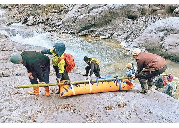 台夫婦登山墮崖  遺體先後尋獲