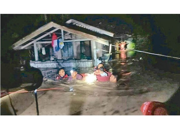 洪水毀屋32死24失蹤 菲律賓暴雨40萬人受災