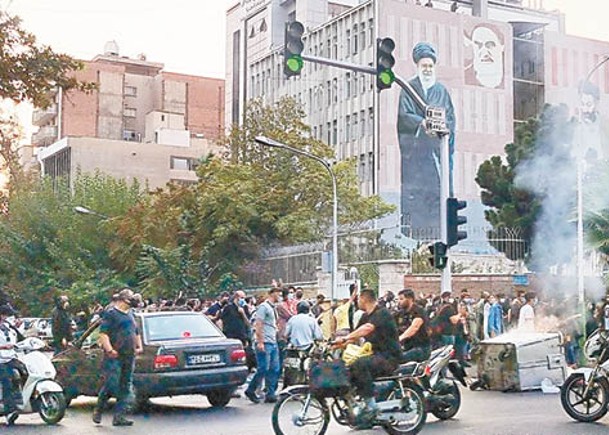 伊朗曾爆發大規模反政府示威。