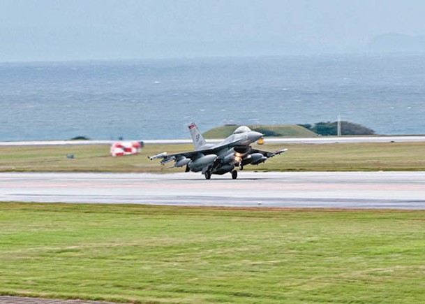 美增派F16戰機駐沖繩