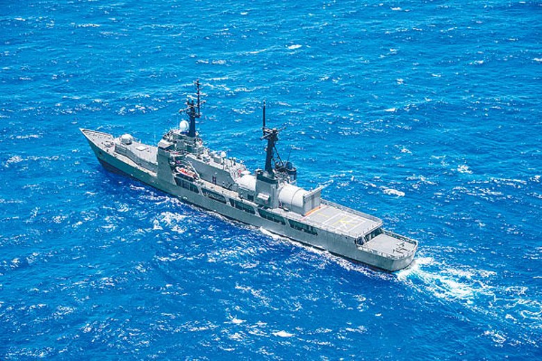 安德烈斯‧博尼法西奧號在美濟礁周邊巡邏。