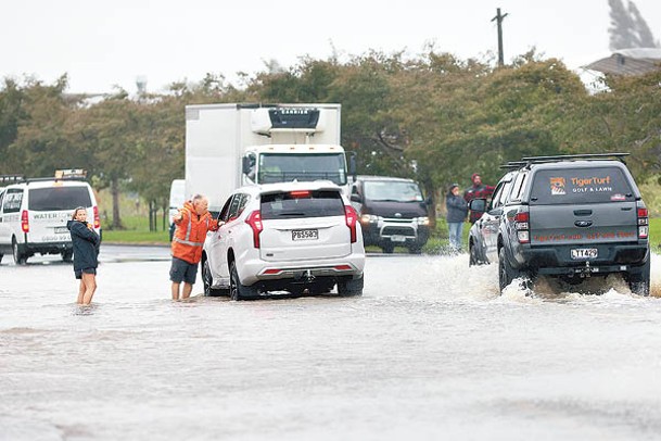 奧克蘭暴雨成災。（Getty Images圖片）