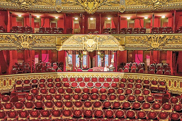 住宿旅客能在巴黎歌劇院觀看一場音樂演奏會。