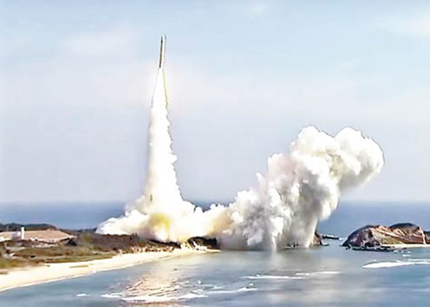 H3火箭起初順利升空。