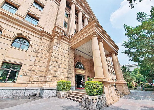 台灣的高等法院改判刑期。