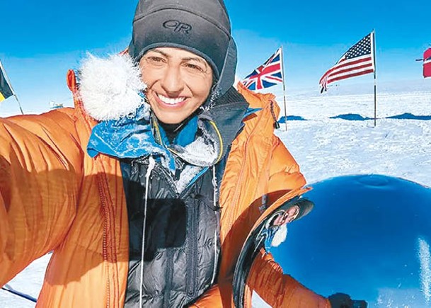錢迪獨闖南極。