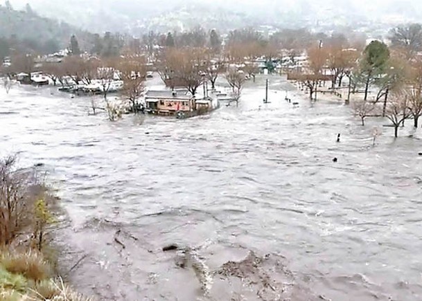 加州暴雨洪災  影響9000人