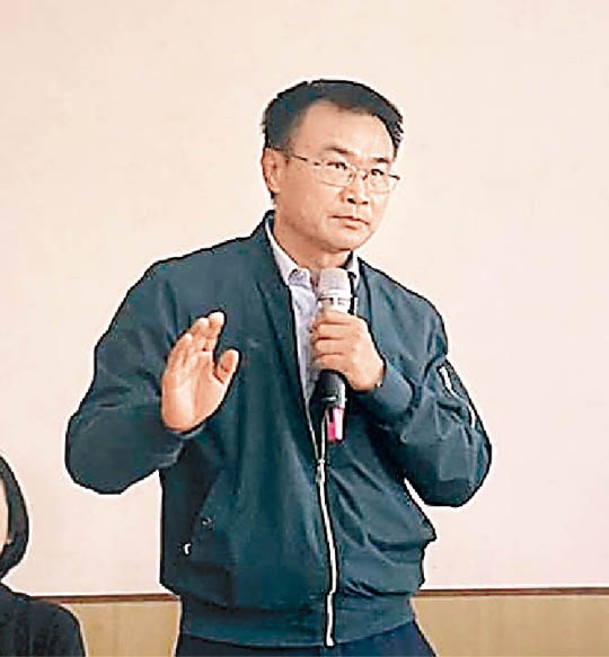 陳吉仲與各區農會代表出席座談會。（中時電子報圖片）
