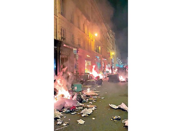 巴黎清潔工續罷工  滿街垃圾