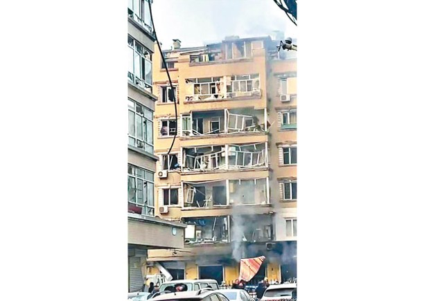 哈爾濱民居氣爆1死  地下至7樓玻璃盡碎