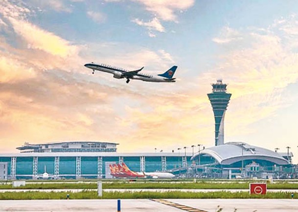 白雲機場客流量保持全國首位。
