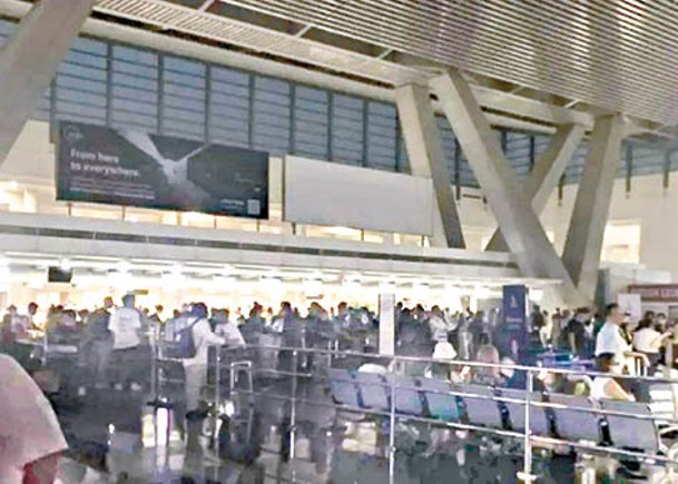 菲國機場停電  40航班受阻