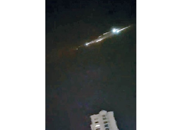 哈爾濱夜空現UFO