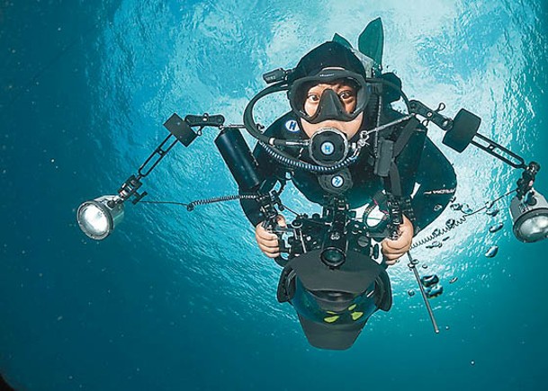 攝影師潛拍海洋  盼關注環保