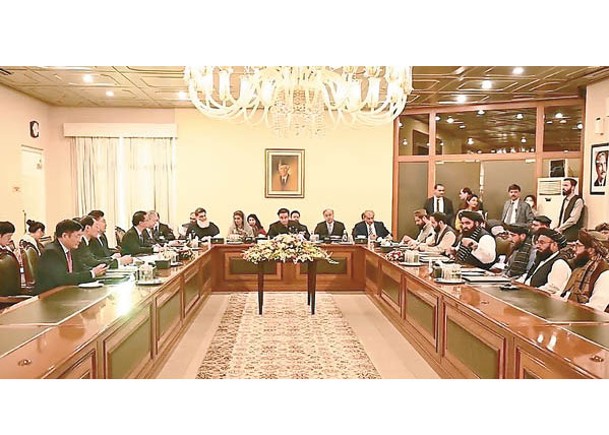 中阿巴三方外長對話在伊斯蘭堡舉行。