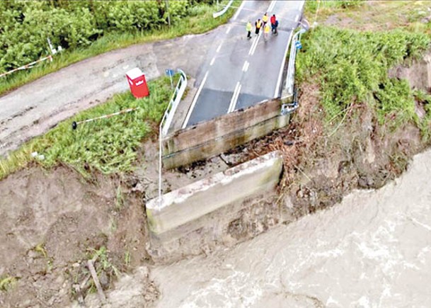 意大利雨災引發山泥傾瀉9死