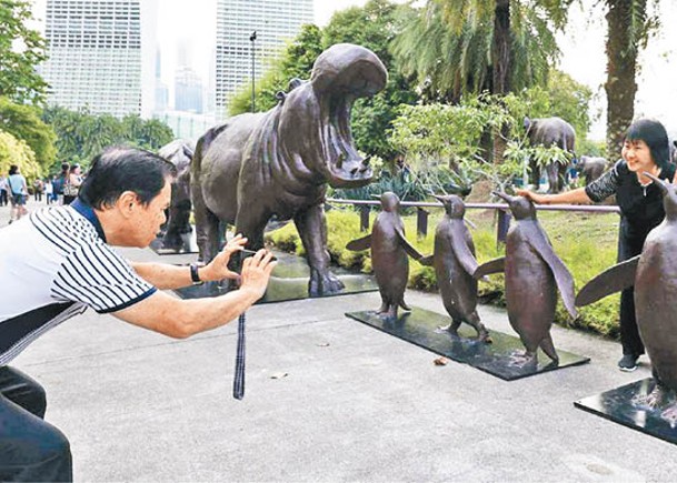 瀕危動物雕塑  宣揚保育