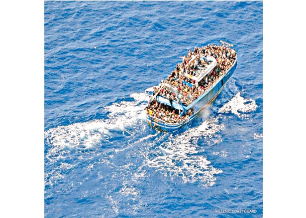 偷渡船希臘附近沉沒 79死數百人失蹤