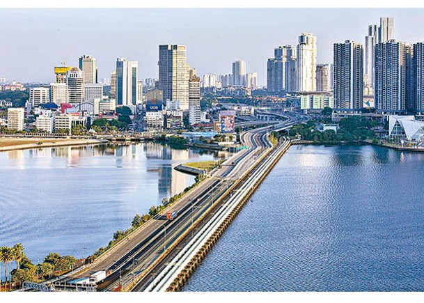 新加坡兀蘭有大橋連接馬來西亞柔佛州。（Getty Images圖片）