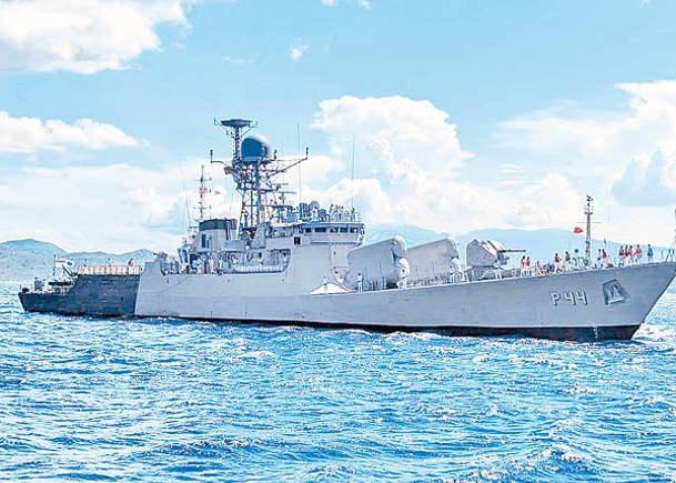 印度向越南移交一艘導彈護衞艦。