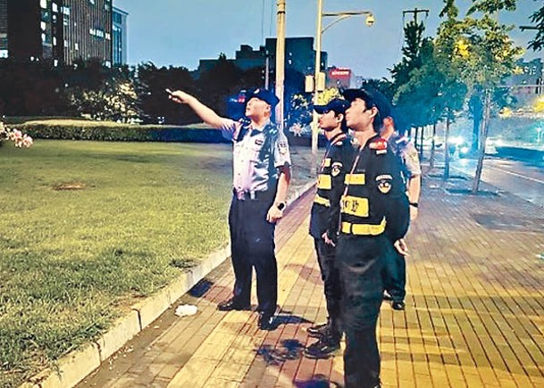 北京警方加強巡邏。