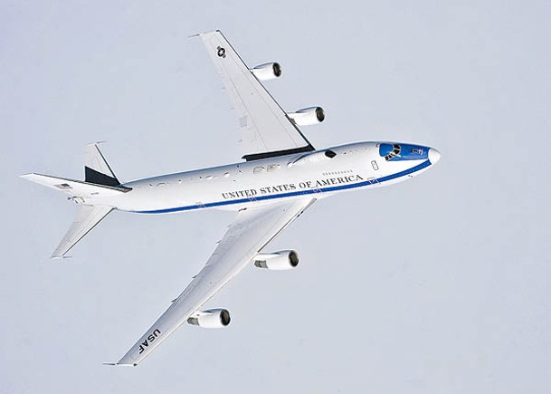 美國E4B飛機是總統、國防部長、參謀長聯席會議的空中指揮中心。