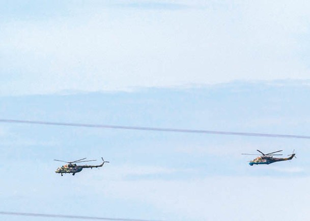 白羅斯兩直升機演練  波蘭指犯境急增兵