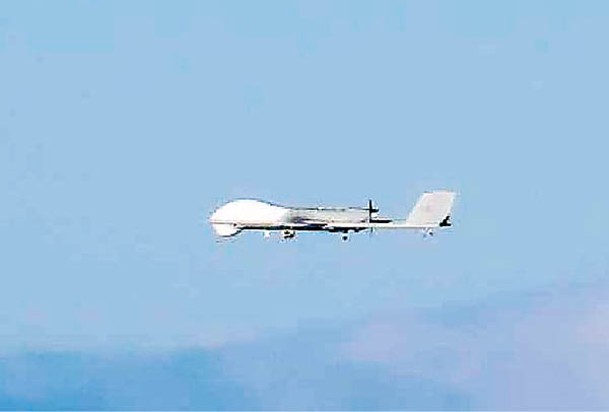 解放軍BZK005無人機在台灣附近空域巡航。