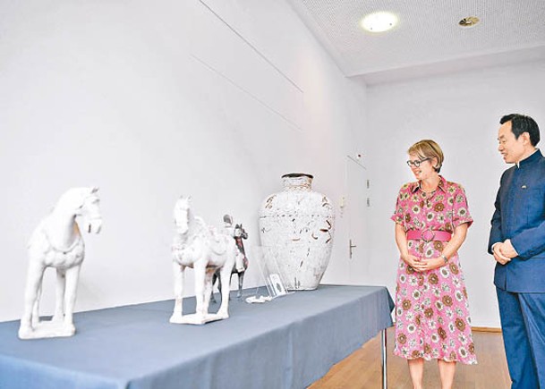 中國5件流失文物藝術品  瑞士歸還