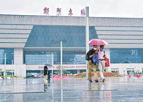 颱風蘇拉逼近兩岸  鄭州列車停運