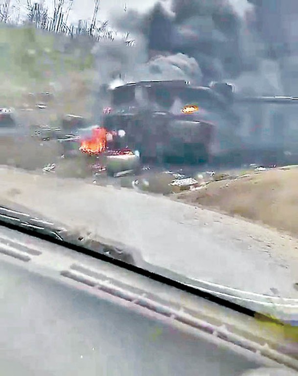 英國援助的挑戰者2主戰坦克在烏克蘭戰場被摧毀。