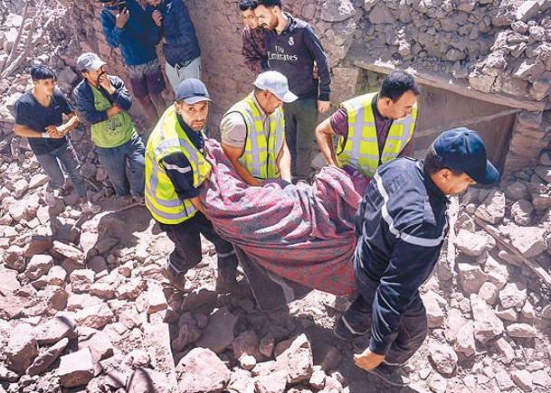 摩洛哥地震增至2901亡 救人更渺茫