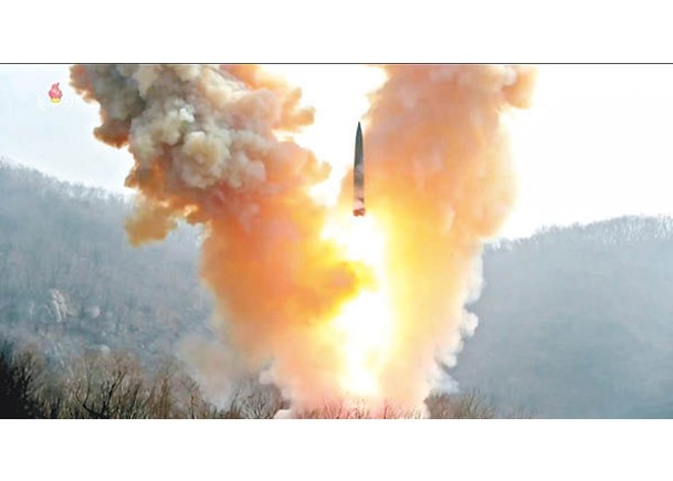 金正恩出國後試射導彈  北韓首次