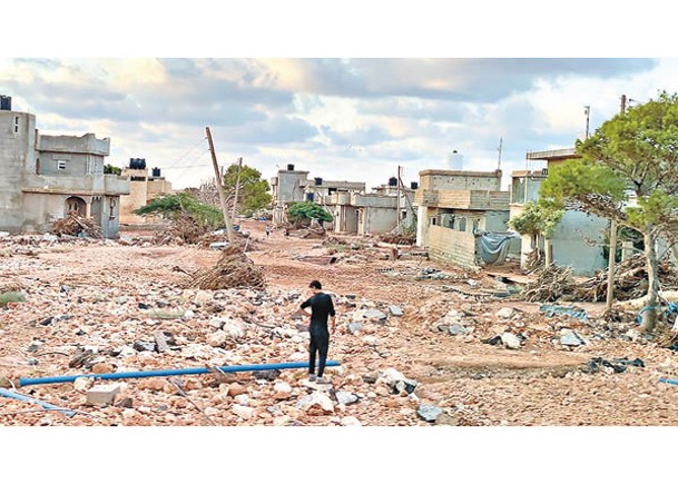 利比亞洪災增至逾1.1萬死  多埋亂葬崗