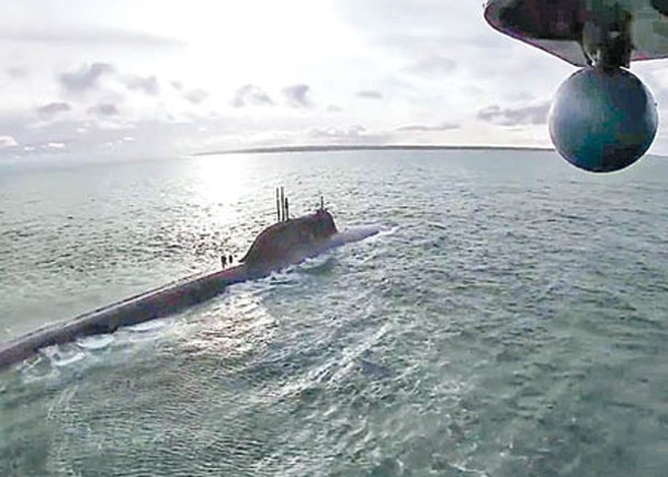 美核潛艇訪挪威  俄漁船監視