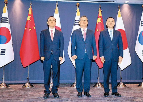 中日韓領導人峰會  有望年底舉行
