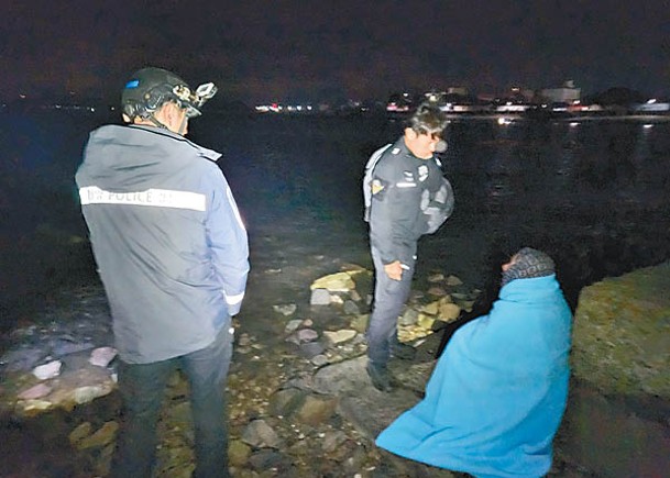 南韓海警發現有中國人經海路偷渡入境。