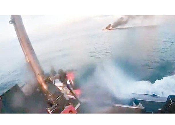 以色列海軍快艇攻擊哈馬斯武裝分子。