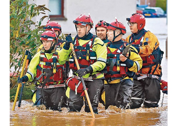 救援人員出動。（Getty Images圖片）
