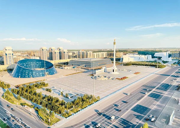 哈薩克斯坦與中國即將開始免簽制度；圖為哈薩克斯坦首都阿斯塔納。（中新社圖片）