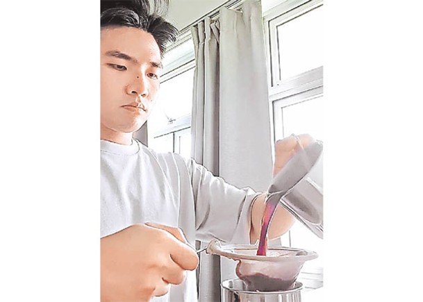 藍江明自創地道咖啡品牌。