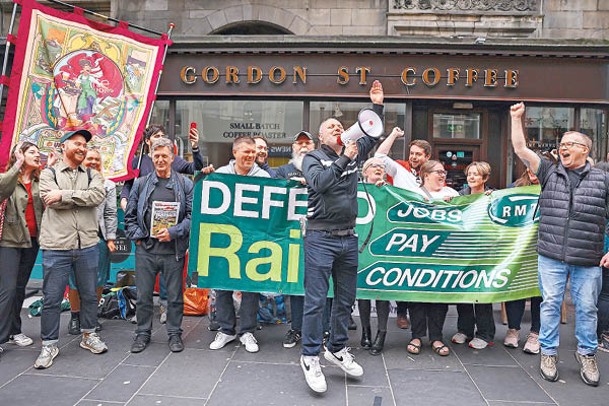 英國工會去年組織多次罷工。（Getty Images圖片）