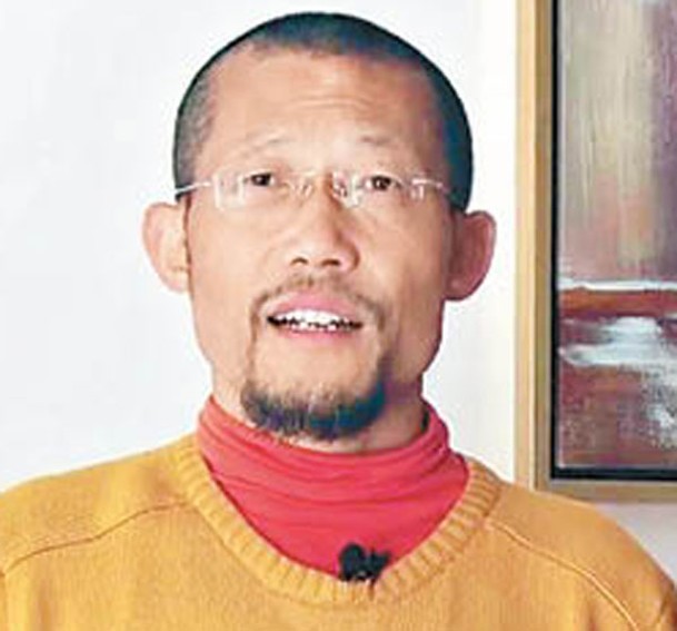 蕭宏慈推廣及教授「拍打拉筋自愈法」。