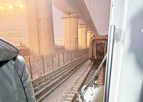 京鐵追撞事故留謎團  當局促查隱患路段