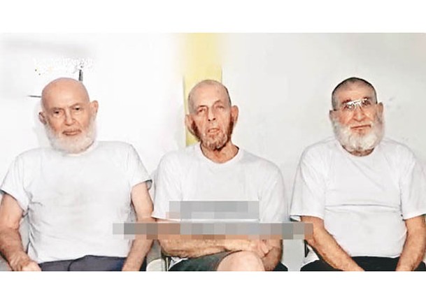 庫珀（左起）、佩里、梅茨格仍然被哈馬斯挾持。